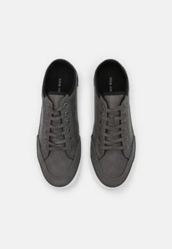 Pier One Sneakers Laag - Grey 9 Pier One Sneakers Laag - Grey -Pier One 121b9e5dccd84e7482b811a5f0f11ce0