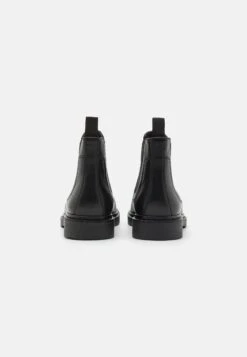 Pier One Leather - Korte Laarzen - Black 8 Pier One Leather - Korte Laarzen - Black -Pier One 38fceb26209f4f8e8e56a5d89f6e46d5