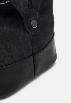 Pier One Unisex - Reistas - Black -Pier One 390fd20969e24bffab2b5942d8c452e7