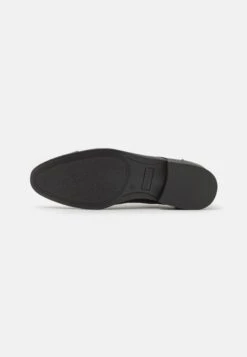 Pier One Sportieve Veterschoenen - Black 10 Pier One Sportieve Veterschoenen - Black -Pier One 3c10b38f774d488db66364b64a852159