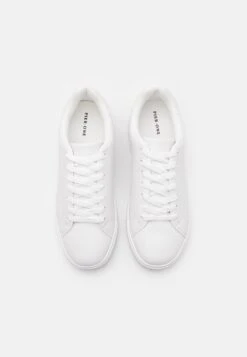 Pier One Unisex - Sneakers Laag - White 9 Pier One Unisex - Sneakers Laag - White -Pier One 415a1a6b095d47bbbe2e0e988b994530