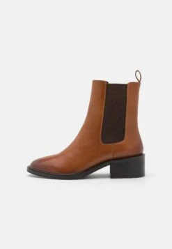 Pier One -Pier One 447fbcd9dafc4968b5128bf3da6d1539