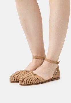 Pier One Leather- Sandalen - Beige