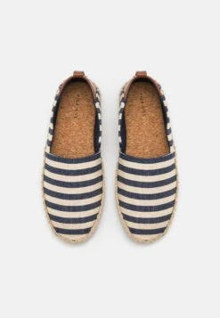 Pier One Unisex - Espadrilles - Dark Blue/White 9 Pier One Unisex - Espadrilles - Dark Blue/White -Pier One 656fb98ccb7640ac939ccc145e729a86