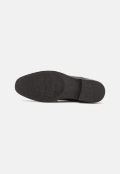 Pier One Unisex - Veterschoenen - Black 10 Pier One Unisex - Veterschoenen - Black -Pier One 6d3d8bb9bf264675a4984da11f2aff27