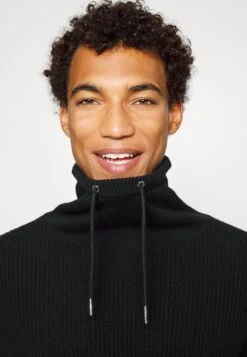 Pier One Structure Block High Collar - Vest - Black -Pier One 8ae538afff544777a63a44071114fc02