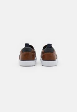 Pier One Unisex - Sneakers Laag - Cognac -Pier One a5827ba272184322a5f334dbbc2389e8