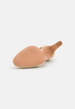 Pier One Leather- Klassieke Pumps - Beige 10 Pier One Leather- Klassieke Pumps - Beige -Pier One ca3d95b83ad84845ab24eb47c75b8ced